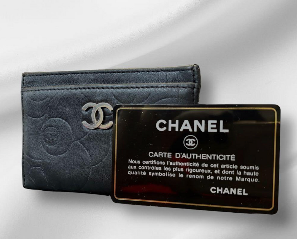 Porte-Cartes Chanel Camélia Noir – CC Logo Card Holder