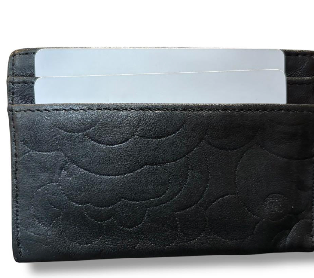 Porte-Cartes Chanel Camélia Noir – CC Logo Card Holder