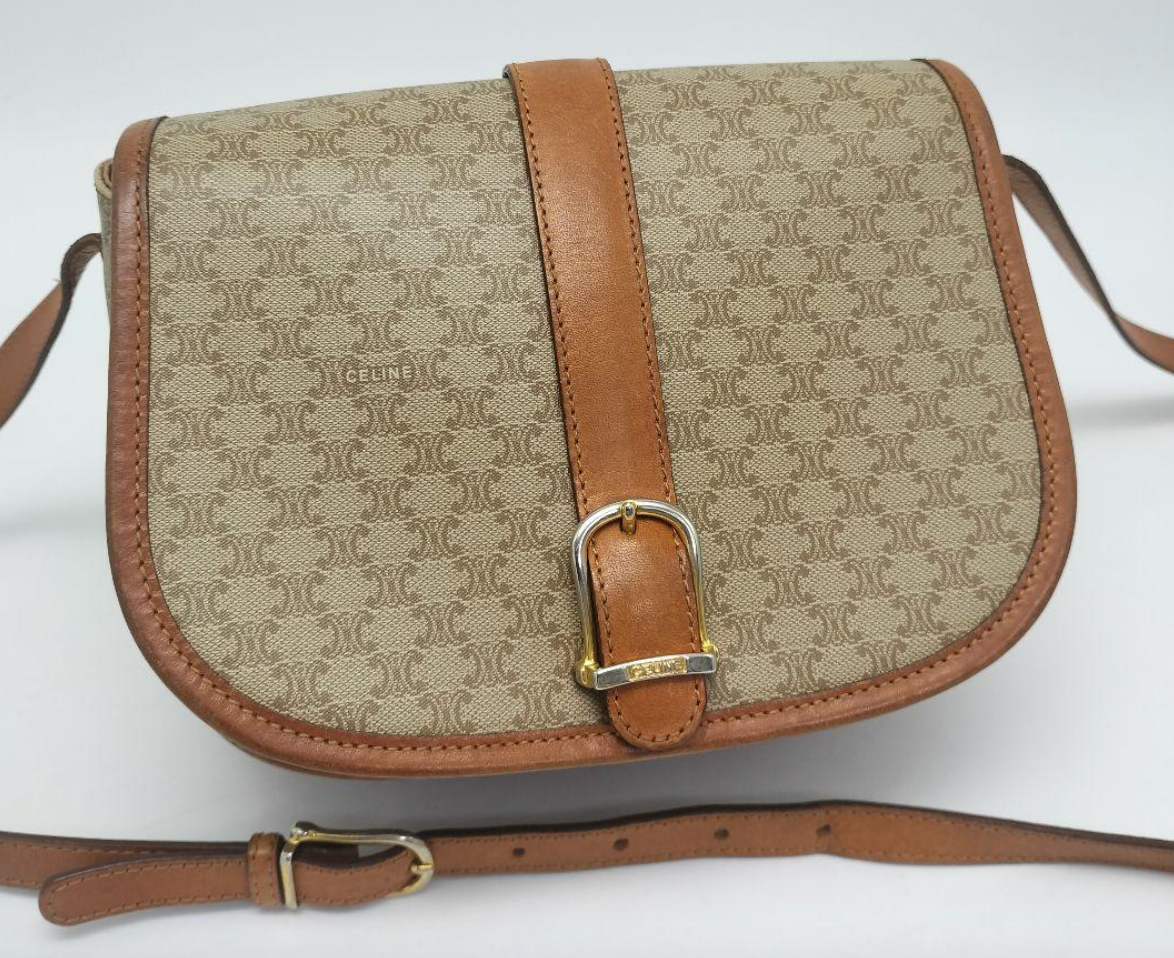 Sac bandoulière Céline Macadam en PVC et cuir beige / marron
