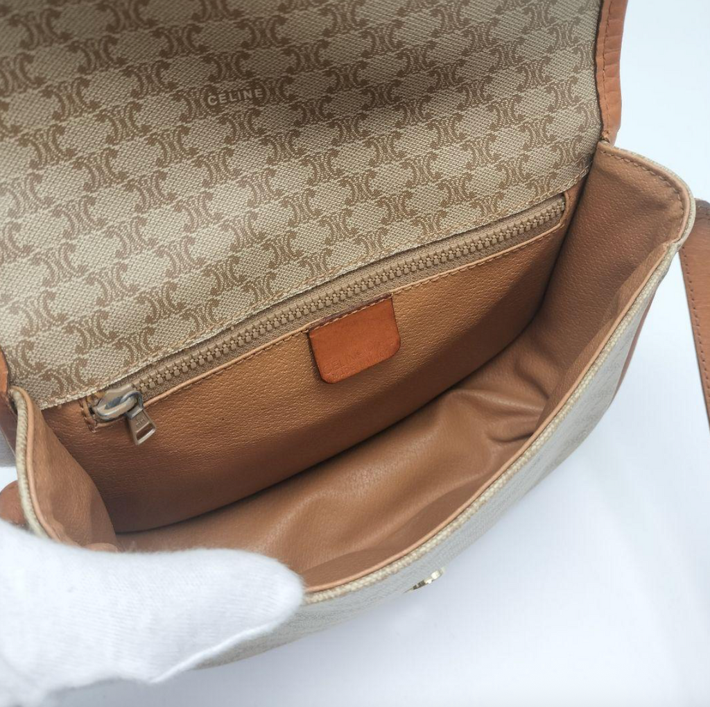 Sac bandoulière Céline Macadam en PVC et cuir beige / marron