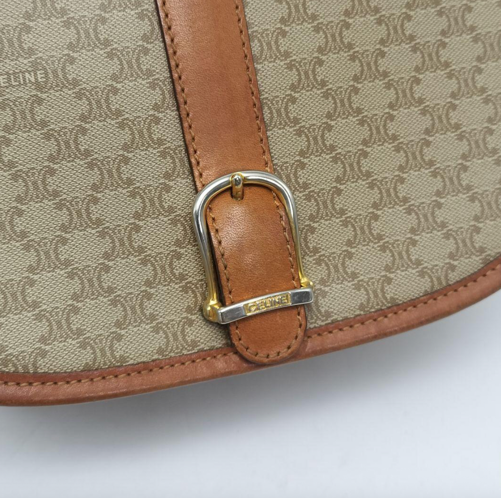 Sac bandoulière Céline Macadam en PVC et cuir beige / marron