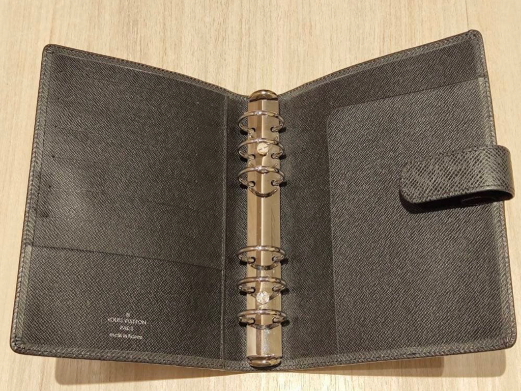 Louis Vuitton Agenda MM Taïga Ardoise noir