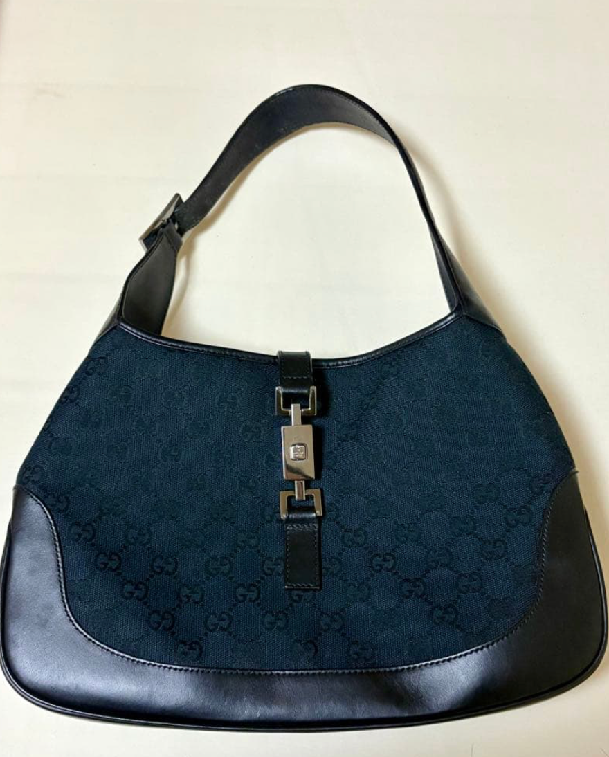 Gucci Jackie en toile GG noire