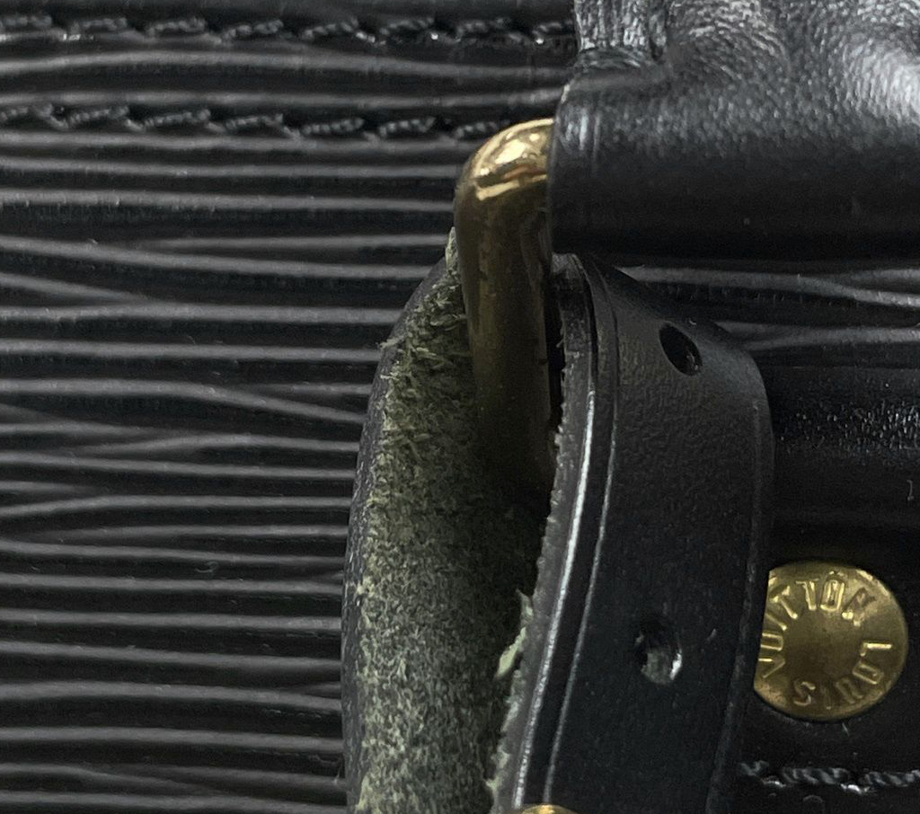 Louis Vuitton Keepall 45 en cuir Épi noir