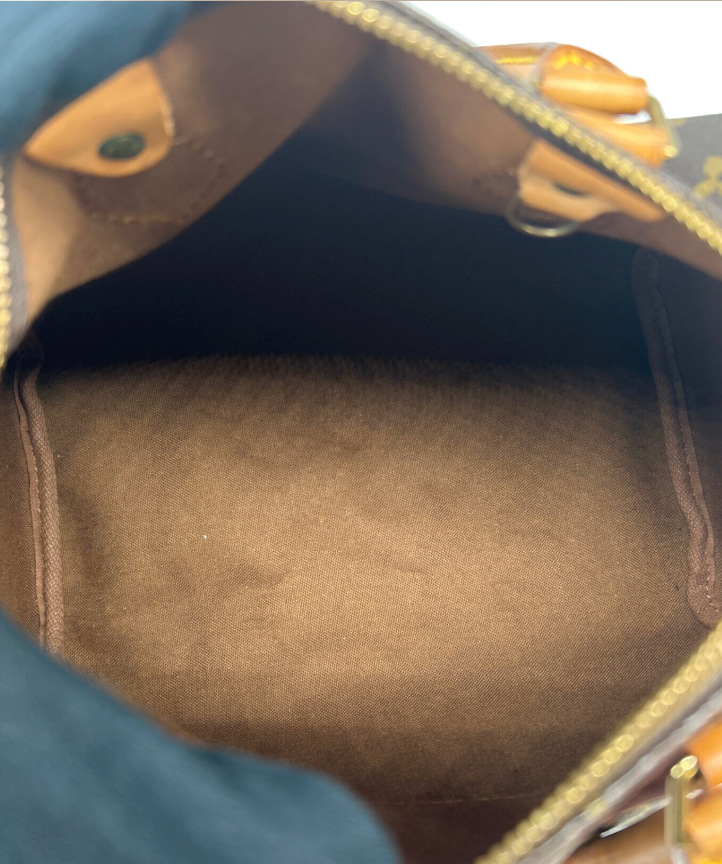 Louis Vuitton Speedy 25 Monogram – Très belle patine