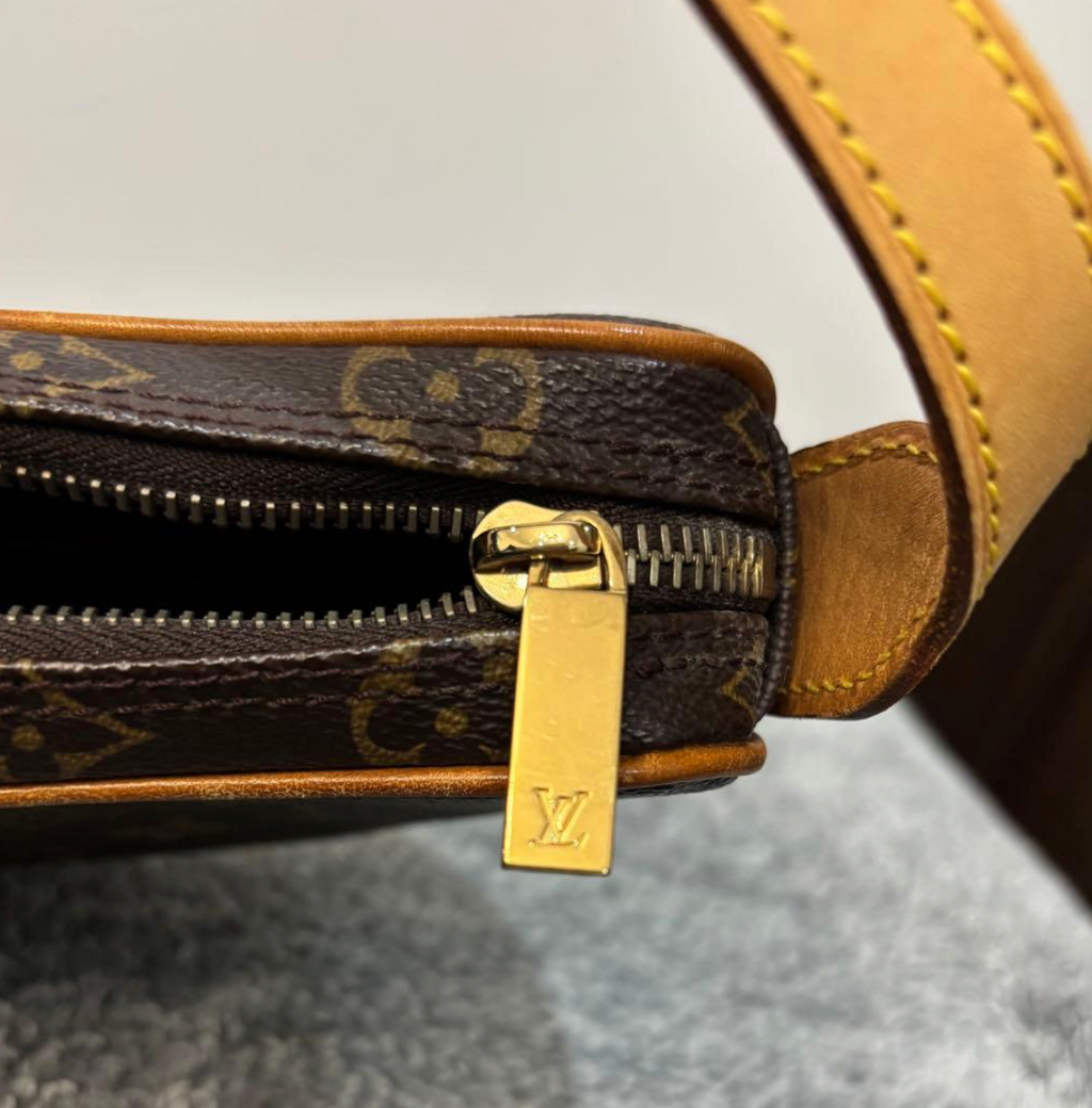 Sac Louis Vuitton Pochette Croissant PM