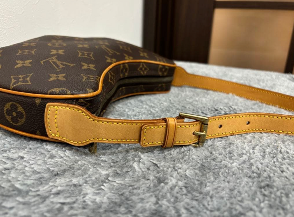 Sac Louis Vuitton Pochette Croissant PM