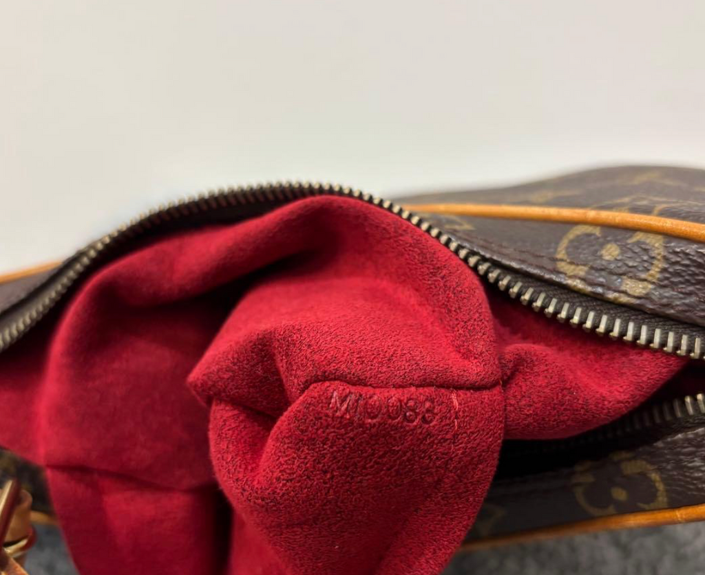 Sac Louis Vuitton Pochette Croissant PM