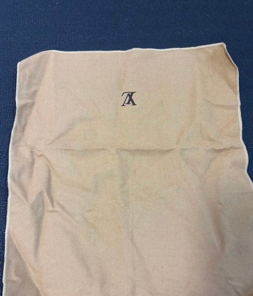 Louis Vuitton Dust Bag 19x29cm