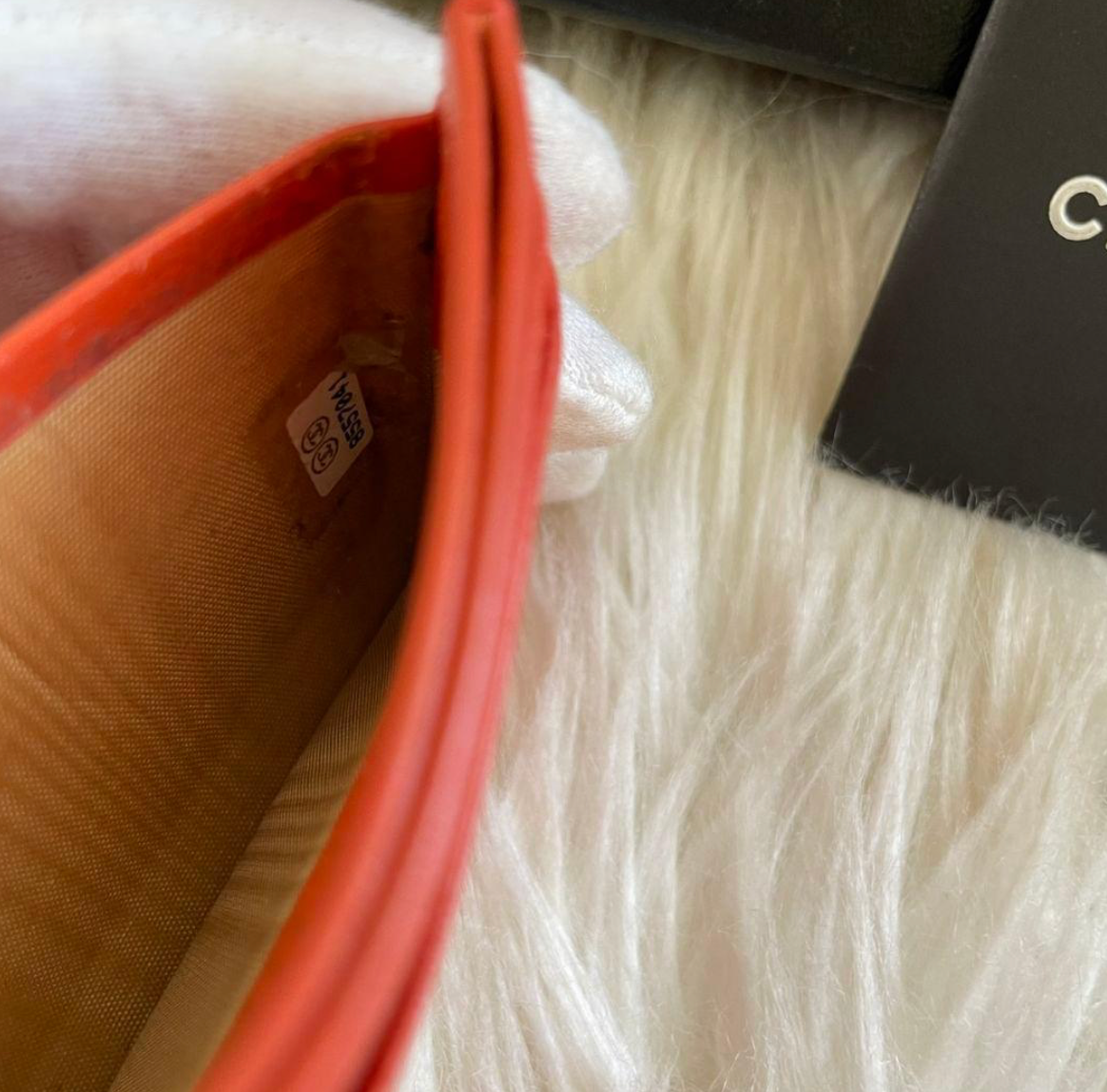 Chanel Card Holder Coco Button Orange – Porte-cartes en cuir