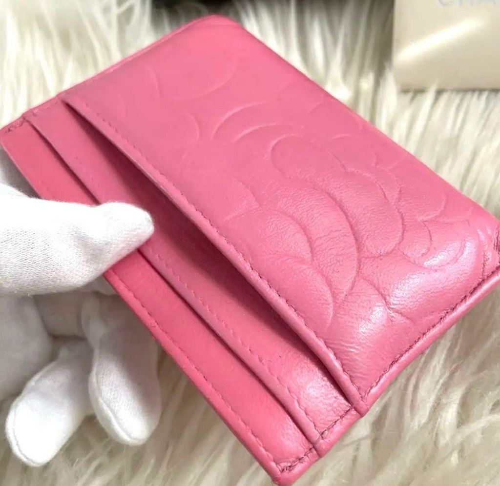 Chanel – Porte-cartes / portefeuille – Camélia – Rose – Coco Mark