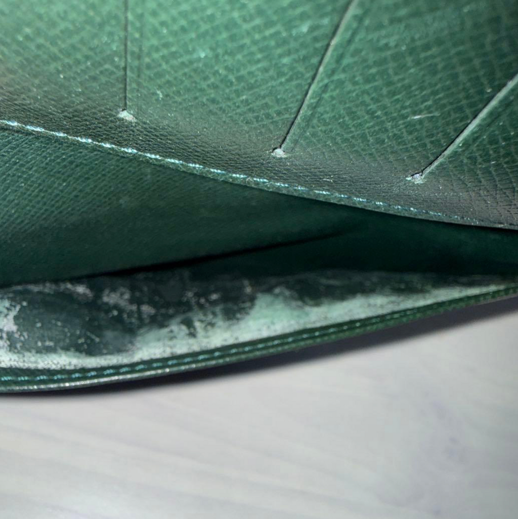 Portefeuille Louis Vuitton Vert – Cuir Taiga