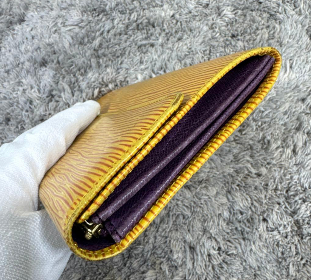 Portefeuille Louis Vuitton Épi Jaune Pochette Porte-Monnaie Crédit
