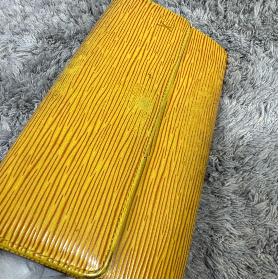 Portefeuille Louis Vuitton Épi Jaune Pochette Porte-Monnaie Crédit