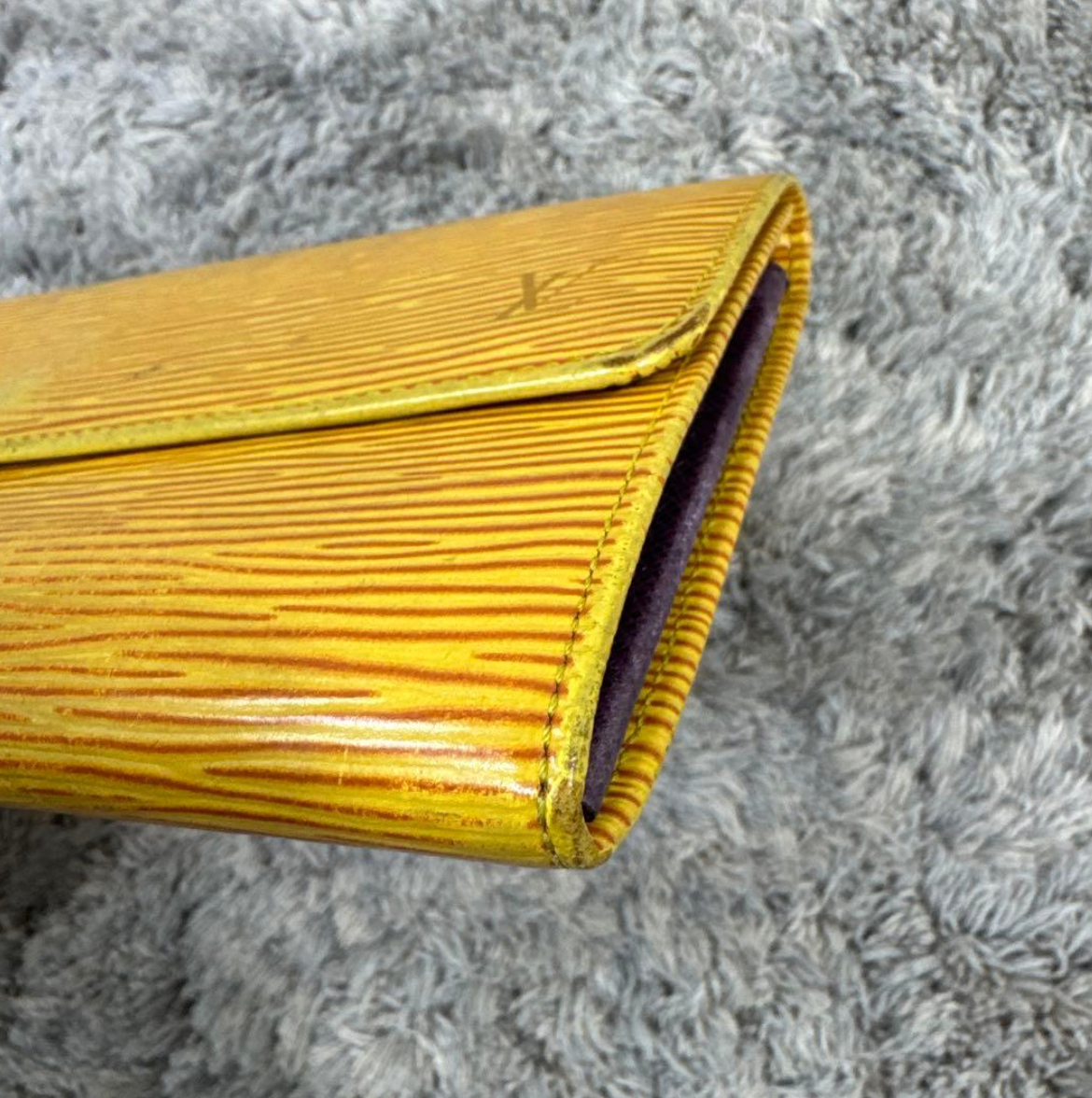 Portefeuille Louis Vuitton Épi Jaune Pochette Porte-Monnaie Crédit