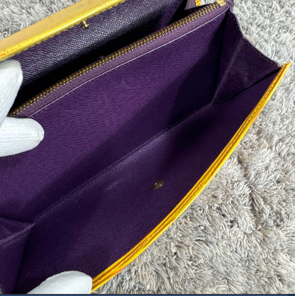 Portefeuille Louis Vuitton Épi Jaune Pochette Porte-Monnaie Crédit