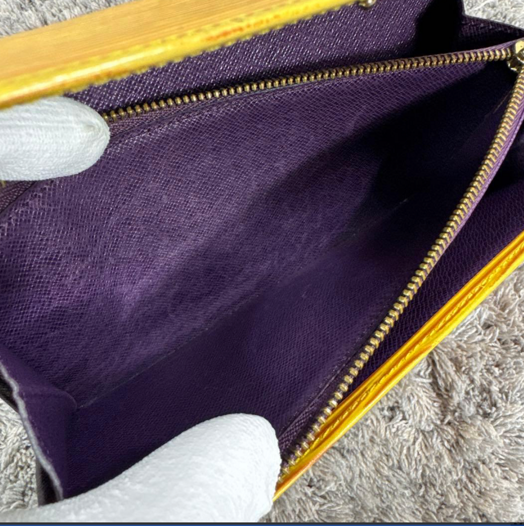Portefeuille Louis Vuitton Épi Jaune Pochette Porte-Monnaie Crédit
