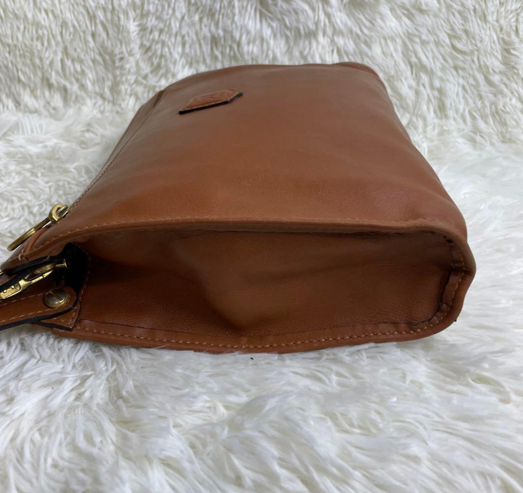 CELINE – Clutch / Pochette Triomphe Cuir Vintage