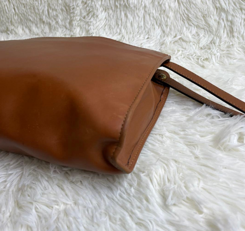 CELINE – Clutch / Pochette Triomphe Cuir Vintage