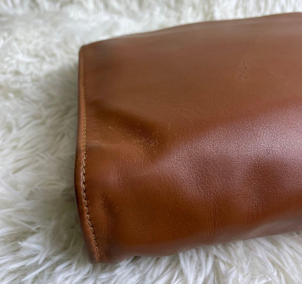 CELINE – Clutch / Pochette Triomphe Cuir Vintage