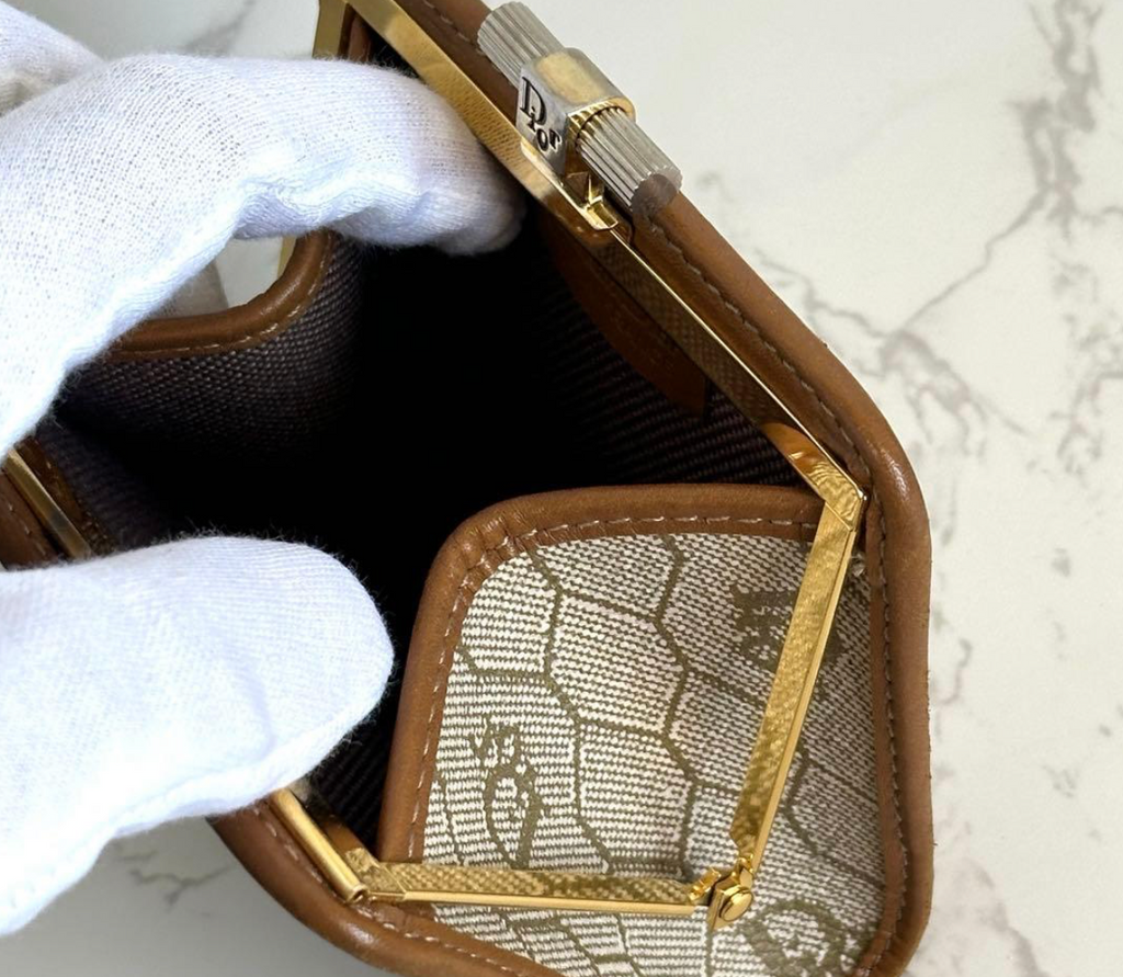 CHRISTIAN DIOR – Porte-monnaie Vintage (Beige)