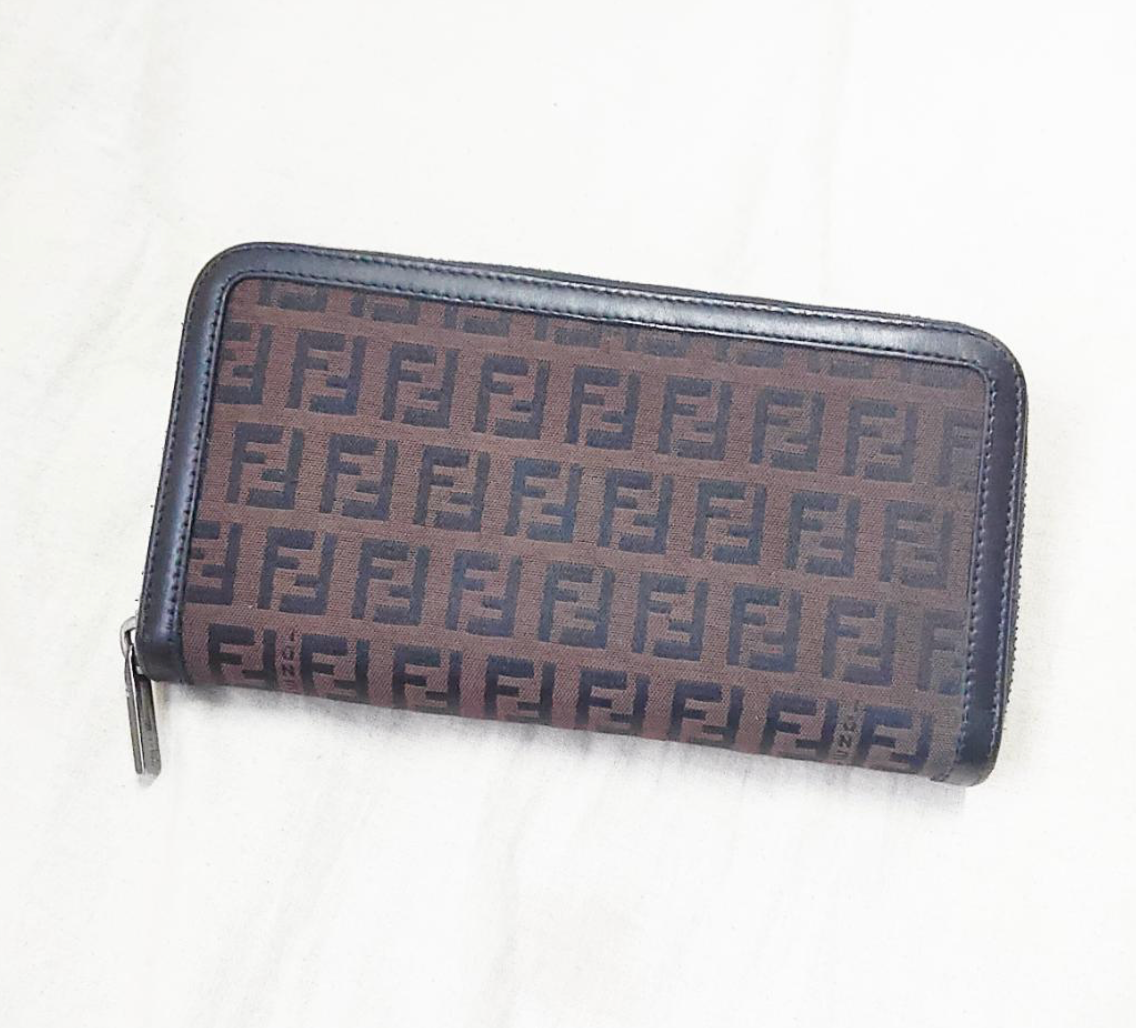 FENDI – Portefeuille Long Zippé FF (Zucca) Vintage