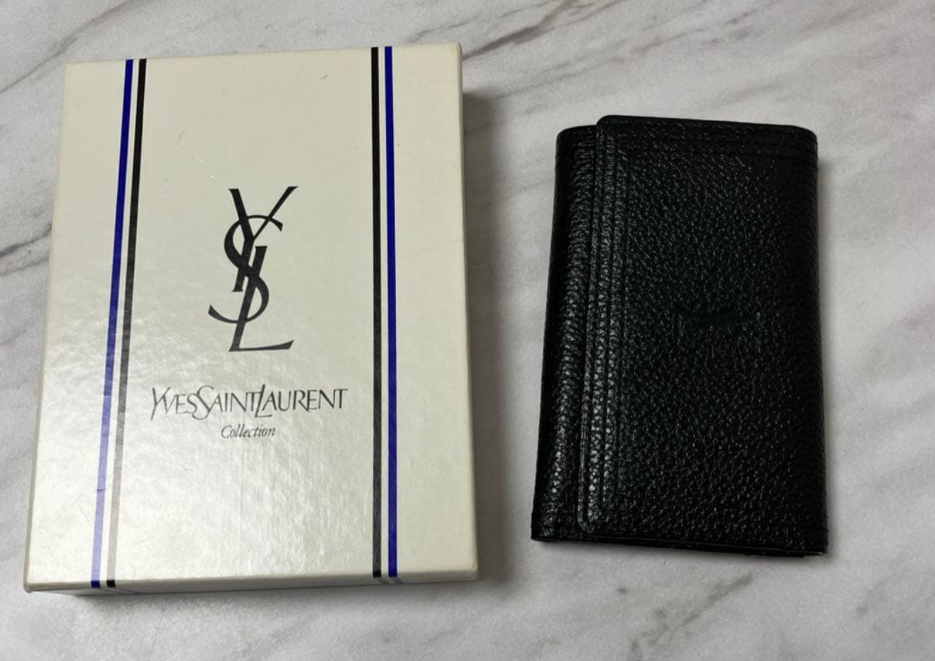 YVES SAINT LAURENT – Porte-clés 5 Anneaux (Noir)