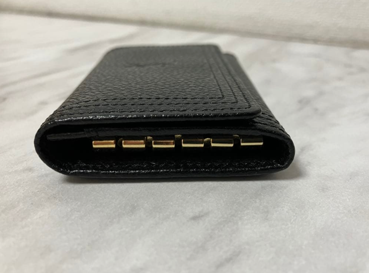 YVES SAINT LAURENT – Porte-clés 5 Anneaux (Noir)