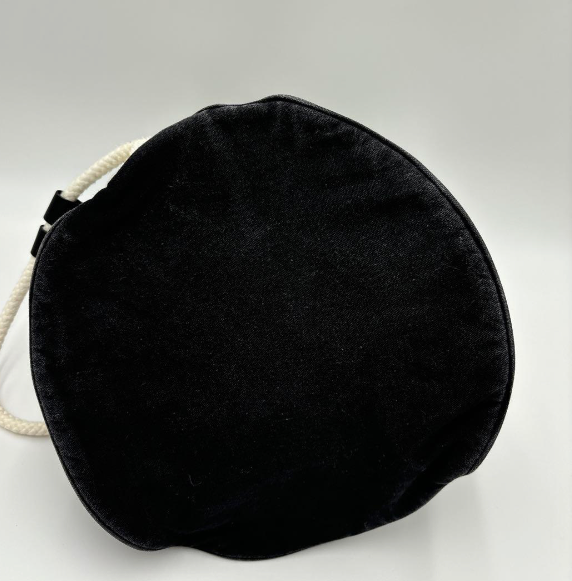 CHANEL – Sac Piscine Drawstring Canvas Noir