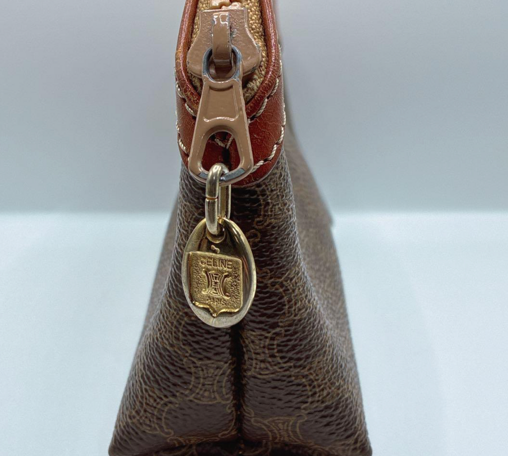 CELINE – Pochette Macadam Vintage (Brown)