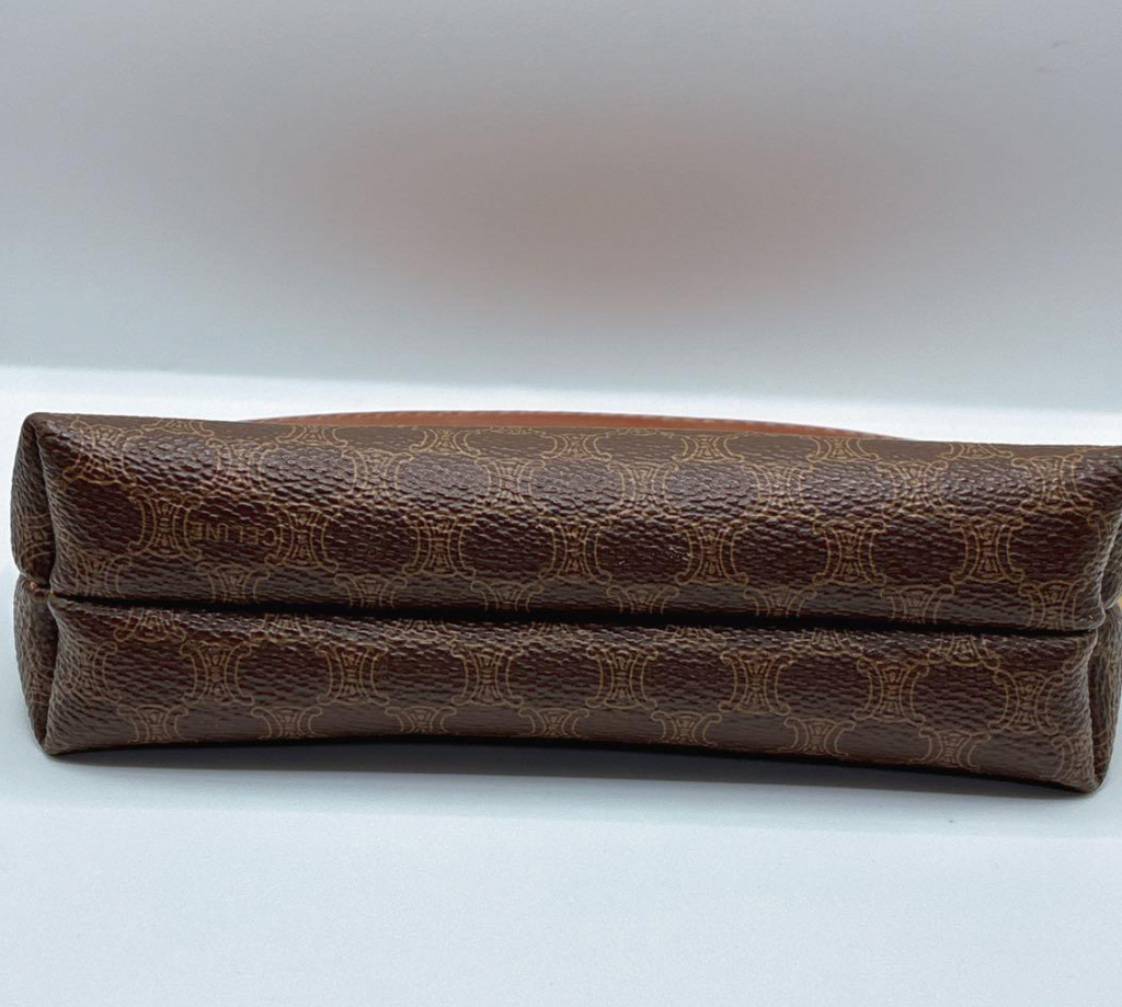 CELINE – Pochette Macadam Vintage (Brown)