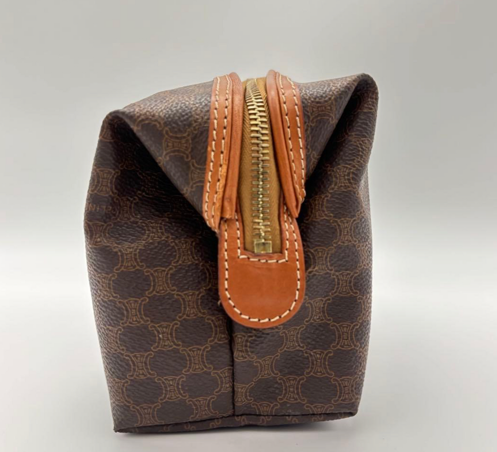 CELINE – Pochette Vintage (Brown)