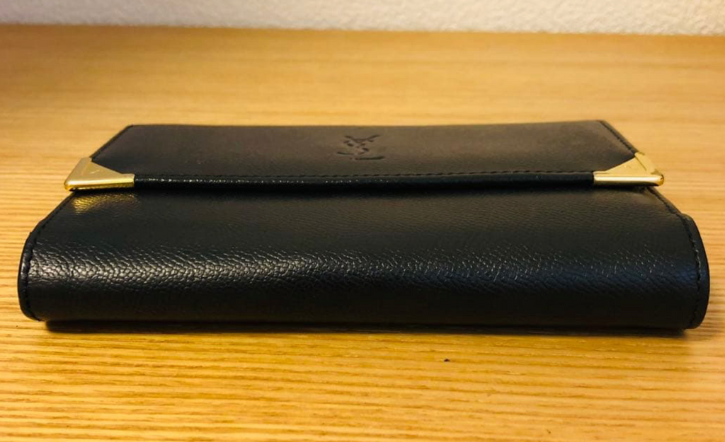YVES SAINT LAURENT – Portefeuille 3 Volets Cuir Noir
