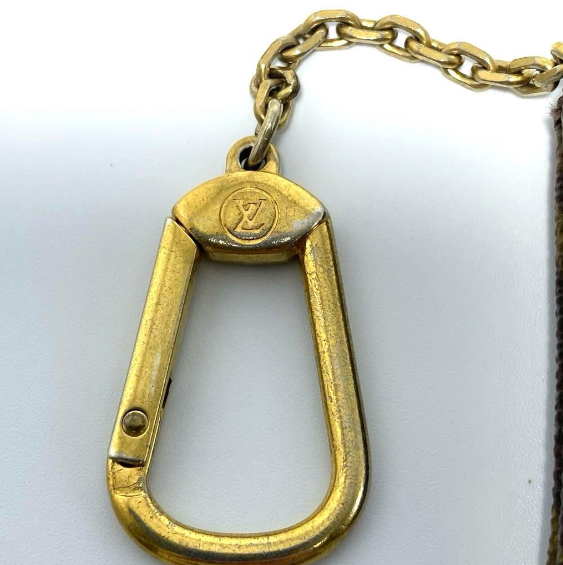 Louis Vuitton Porte-Clefs Monogram M62650 – Compact – Très Bon État