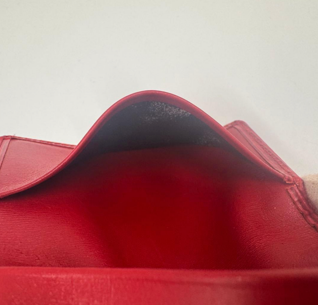 Louis Vuitton Porte-cartes Épi Rouge M56577 – Cuir – Format Vertical – Bon État