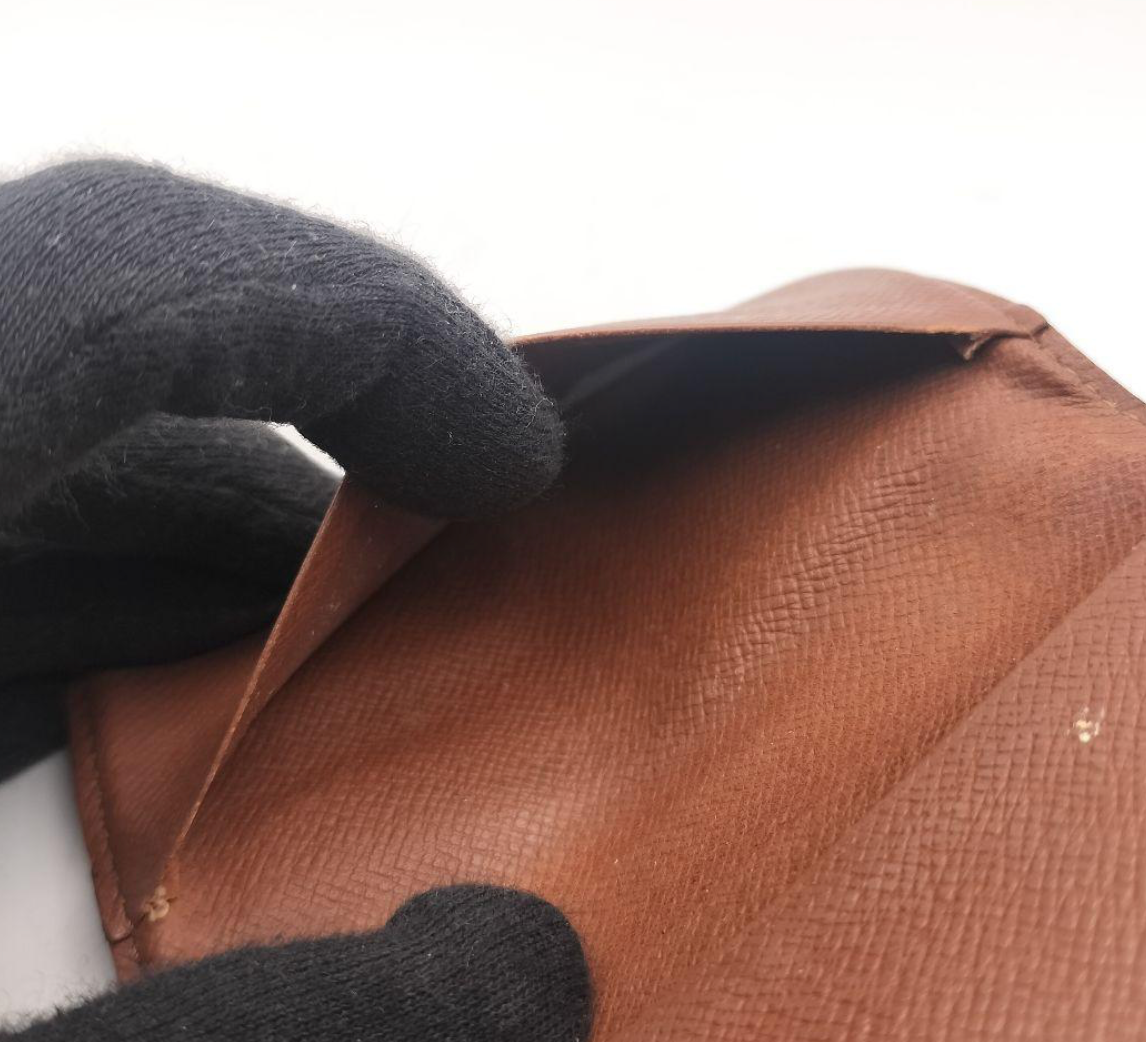 Louis Vuitton Porte-cartes Monogram Marron – Cuir – Format Compact