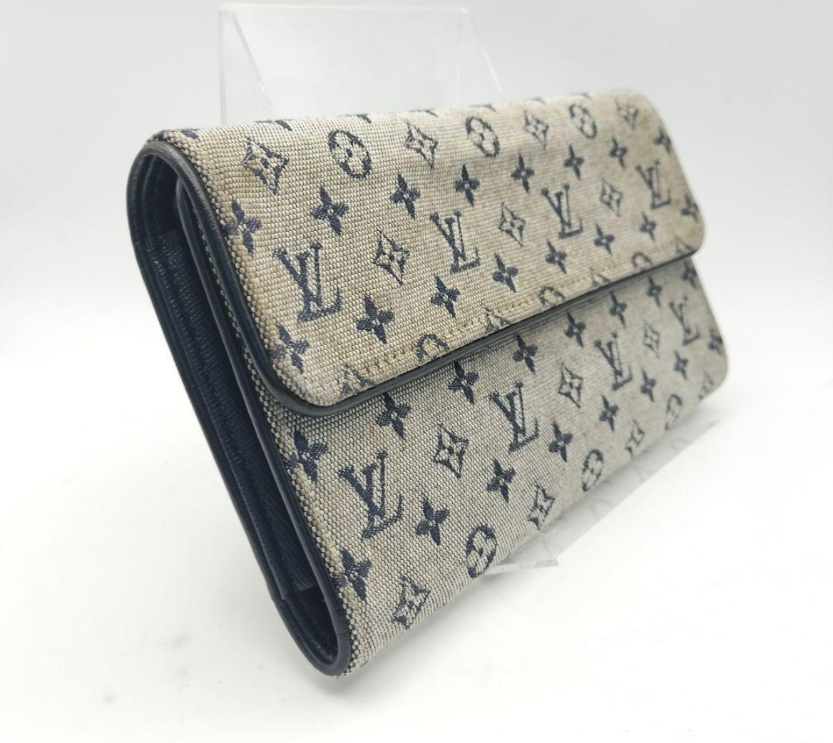 Louis Vuitton Portefeuille Long Bleu Marine – Cuir – Format Classique