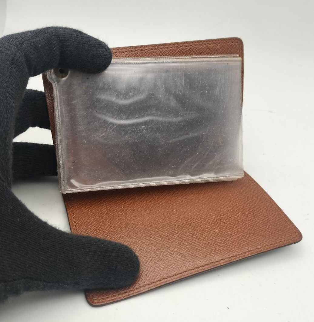 Louis Vuitton Porte Document  Monogram Marron – Cuir – Format Compact
