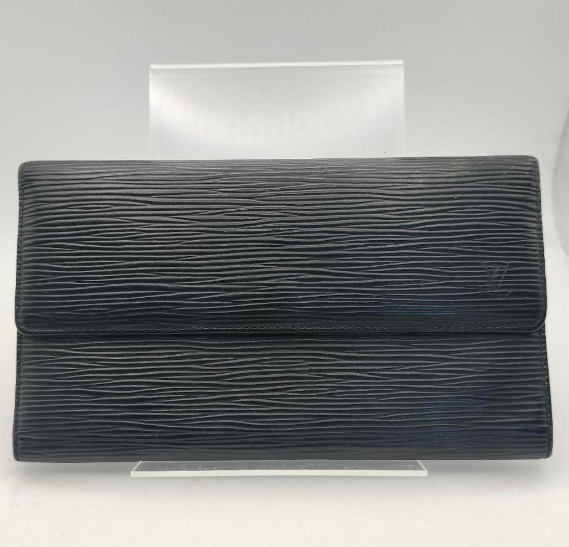 Louis Vuitton Portefeuille Long Noir – Cuir Epi– Format Classique – Bon État