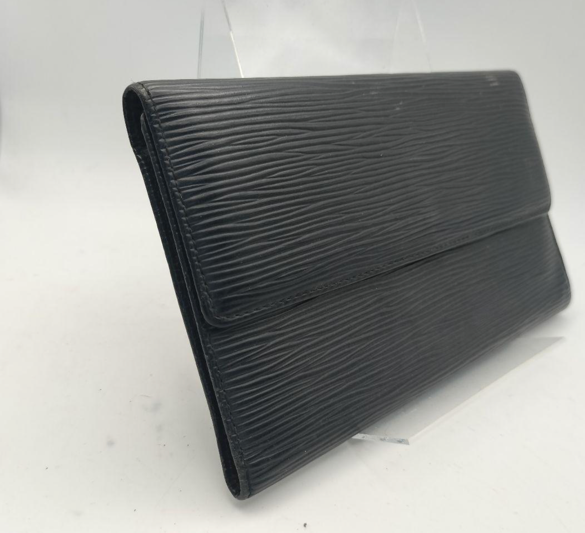 Louis Vuitton Portefeuille Long Noir – Cuir Epi– Format Classique – Bon État
