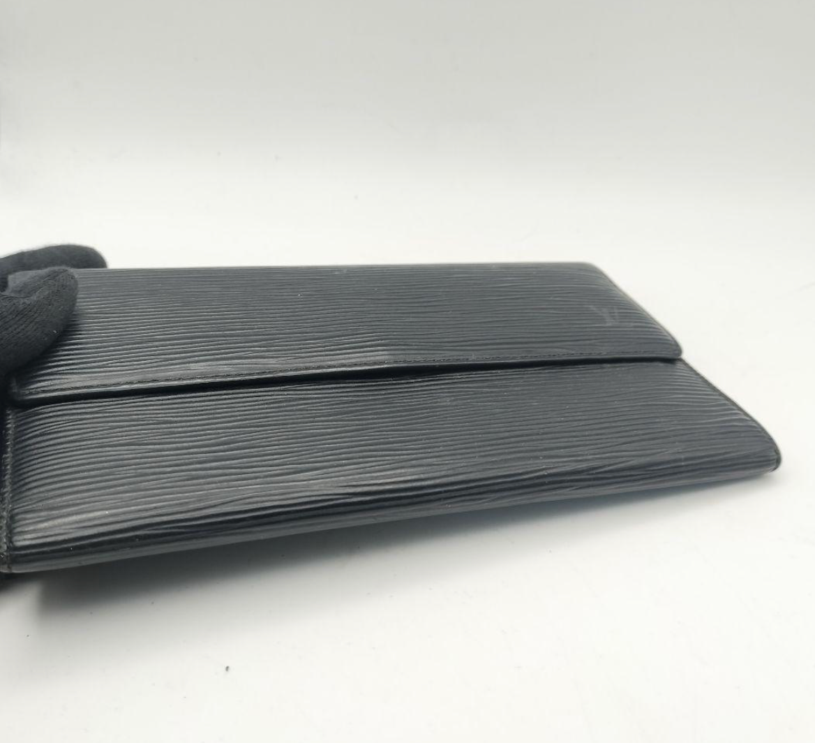 Louis Vuitton Portefeuille Long Noir – Cuir Epi– Format Classique – Bon État