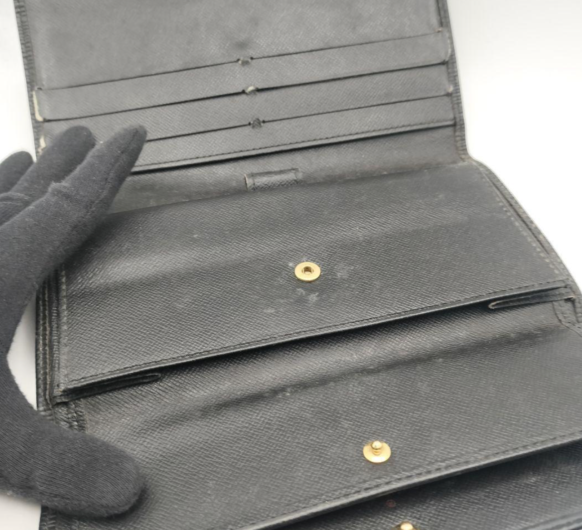 Louis Vuitton Portefeuille Long Noir – Cuir Epi– Format Classique – Bon État