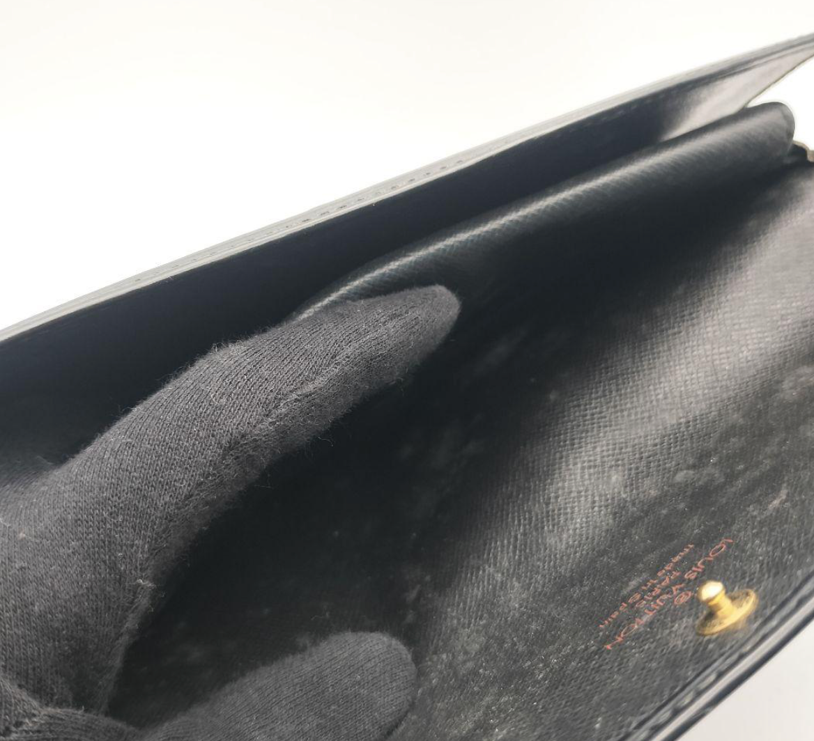 Louis Vuitton Portefeuille Long Noir – Cuir Epi– Format Classique – Bon État