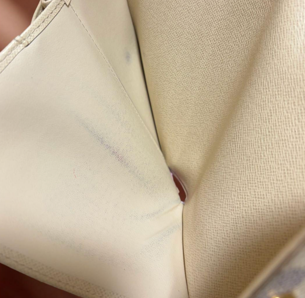 Louis Vuitton Porte-cartes Cuir – Format Compact – Bon État