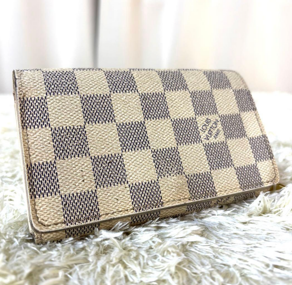 Louis Vuitton Portefeuille Trésor Damier Azur N61744 – Blanc – Compact – Bon État
