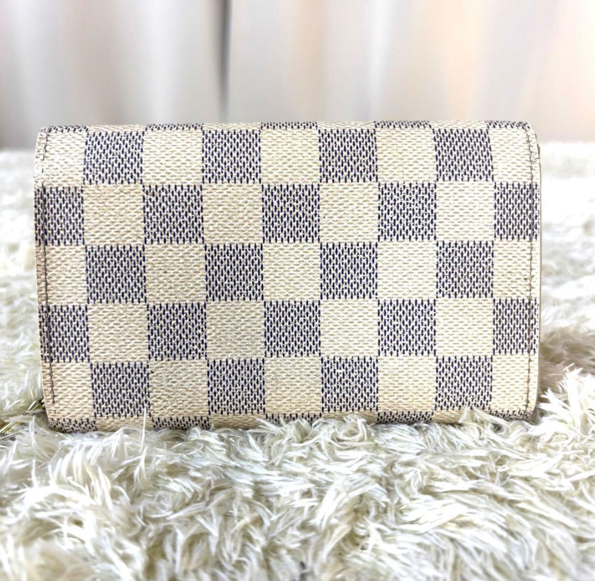Louis Vuitton Portefeuille Trésor Damier Azur N61744 – Blanc – Compact – Bon État