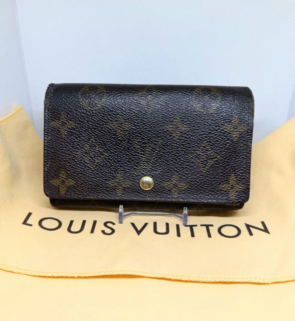 Louis Vuitton Portefeuille Trésor Monogram M61730 – Marron – Avec Dustbag – Bon État