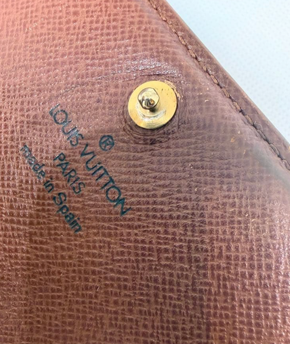 Louis Vuitton Portefeuille Trésor Monogram M61730 – Marron – Avec Dustbag – Bon État