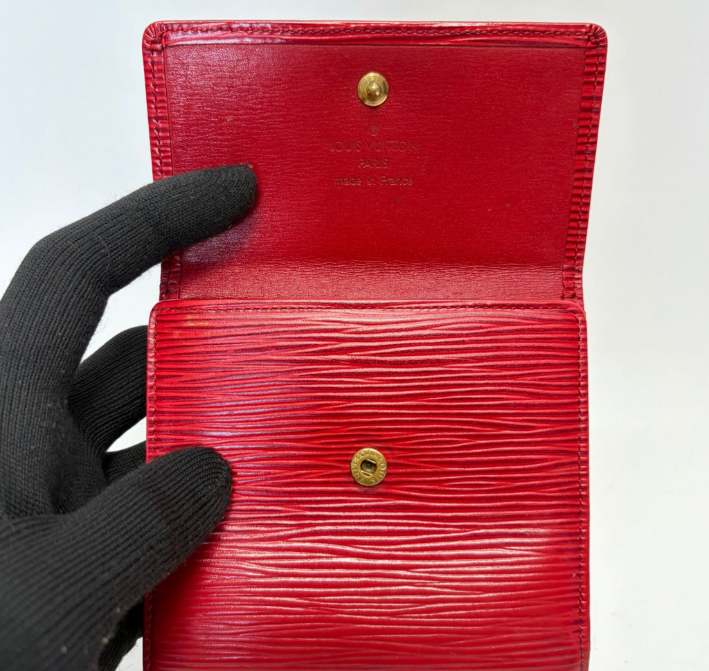 Louis Vuitton Portefeuille Compact – Rouge – Format Court – Bon État