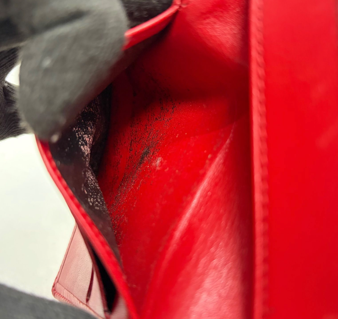 Louis Vuitton Portefeuille Compact – Rouge – Format Court – Bon État